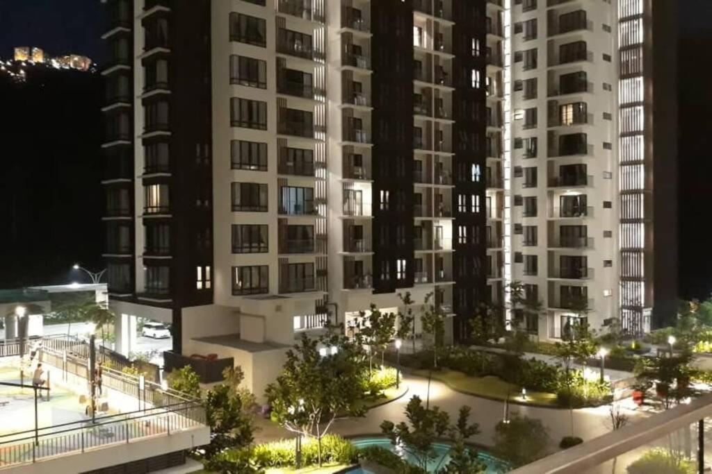Premier Suite Cozy Home Midhills Genting 6-10 Pax Free Wifi مرتفعات جنتنغ المظهر الخارجي الصورة